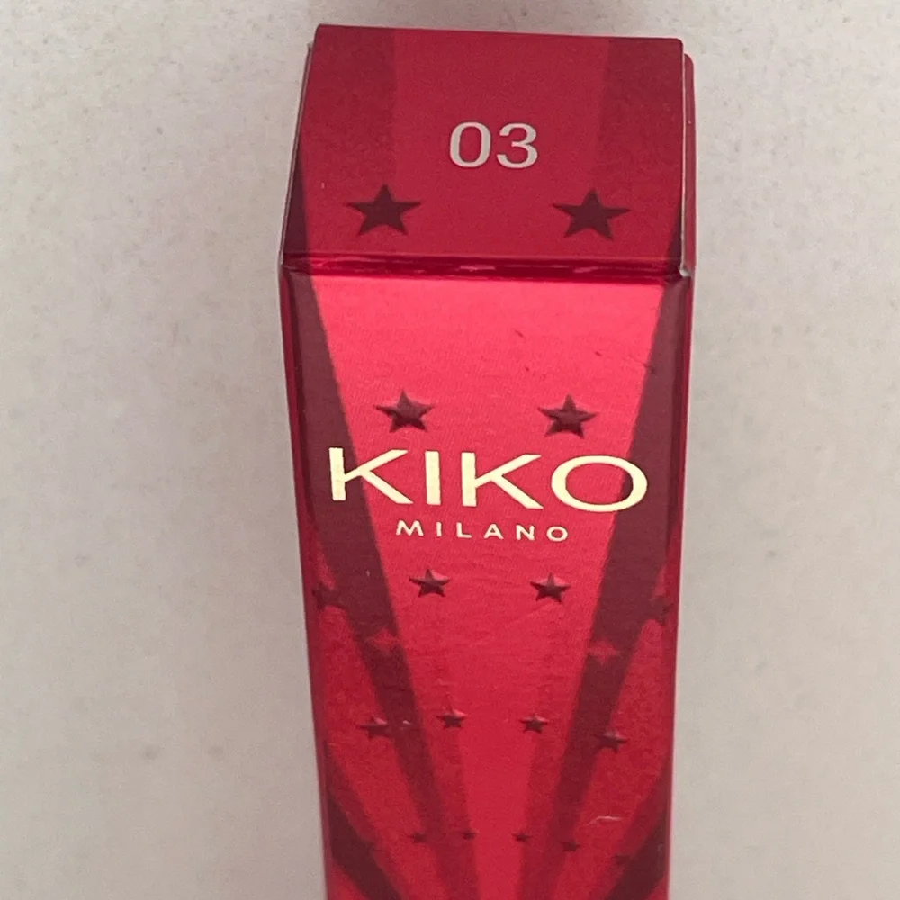 Kiko Milano • Wonder Woman Flash of Light Lip Gloss • 03 Epic Peach 🍑 • 🆕